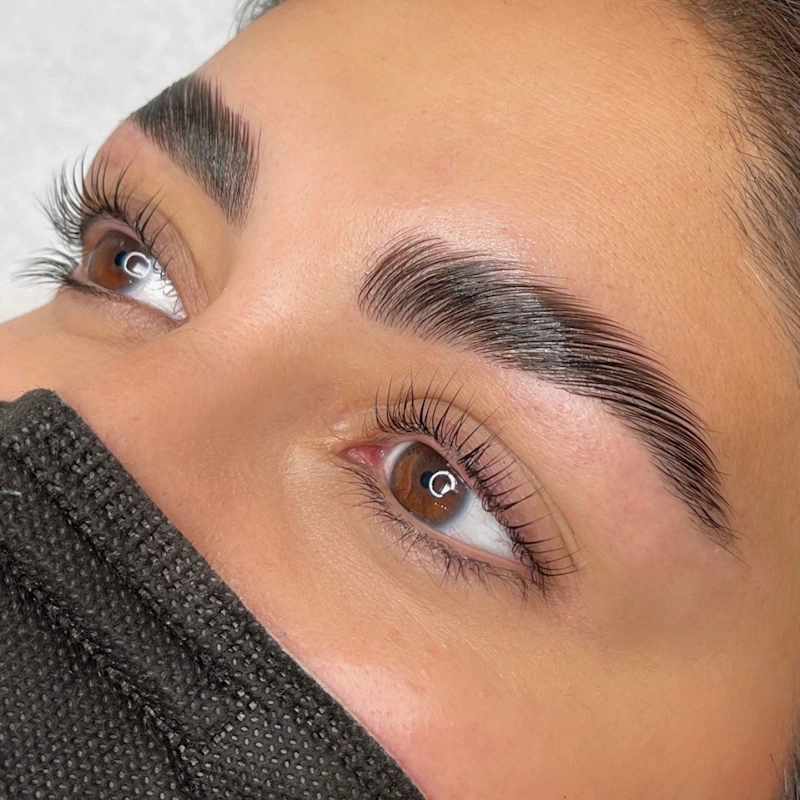 réhaussement de cils & browlift